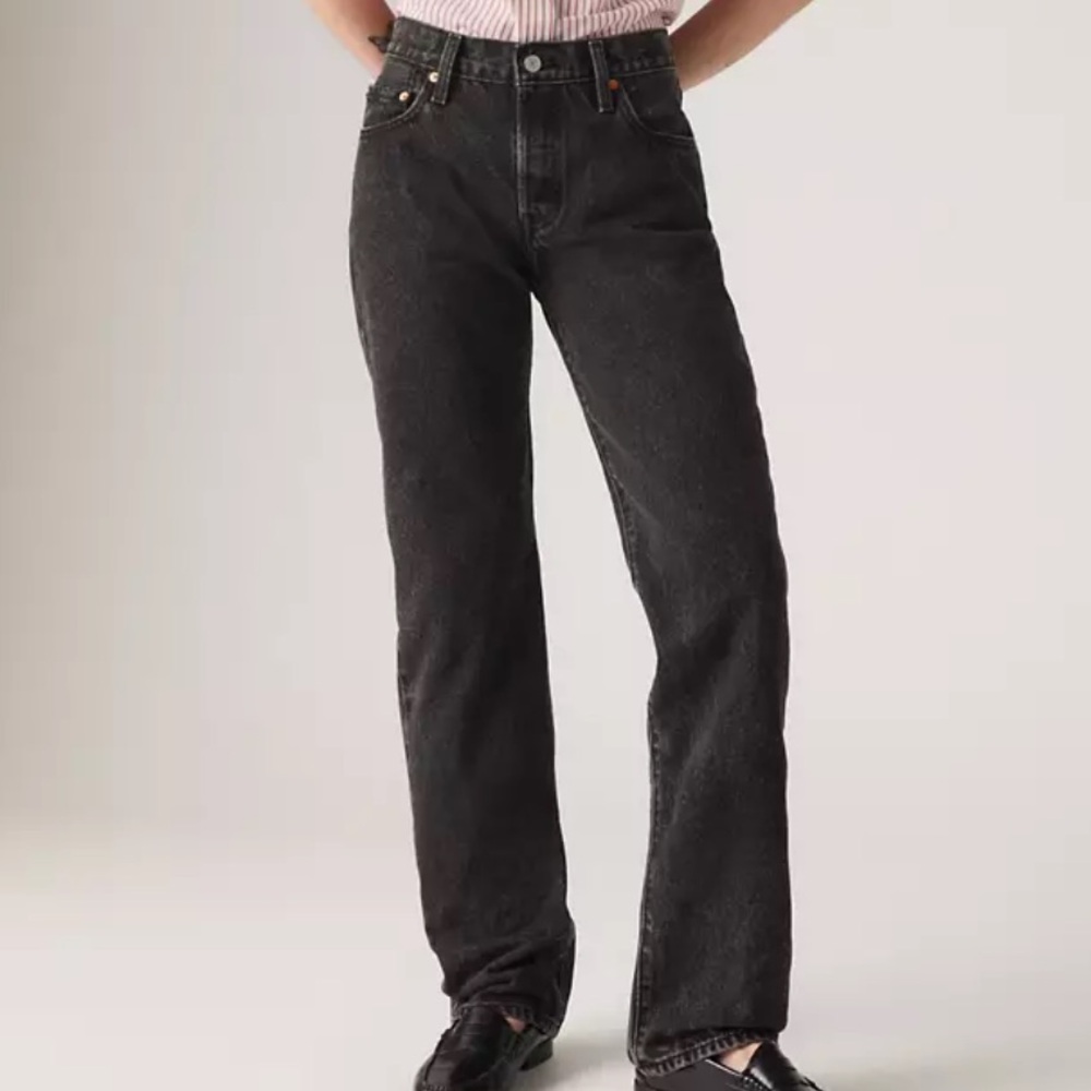 Levi's Women's Straight Leg Jeans — Black Wash - Picture 3 of 12